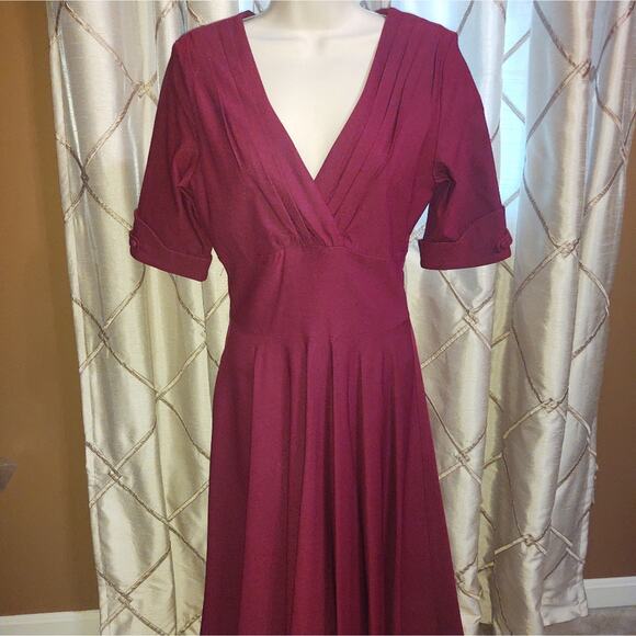 Unique Vintage Swing Dress NWT & Professionally Dry Cleaned - Picture 4 of 9